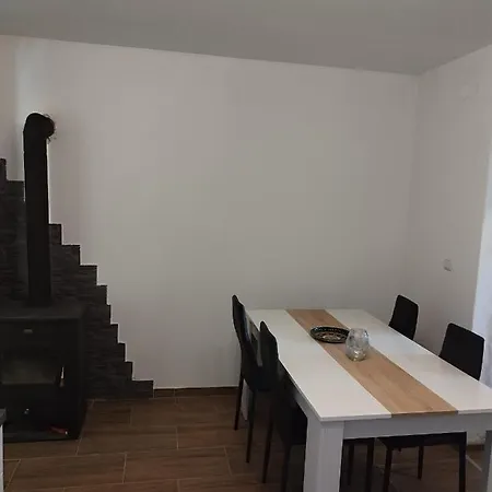 Tesa Apartment