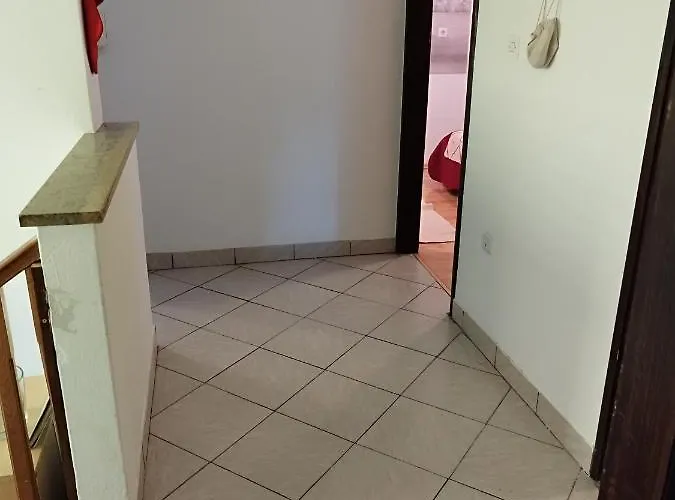 Tesa Apartment *